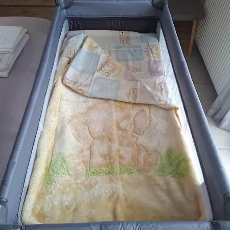 V & G House 特里波利斯